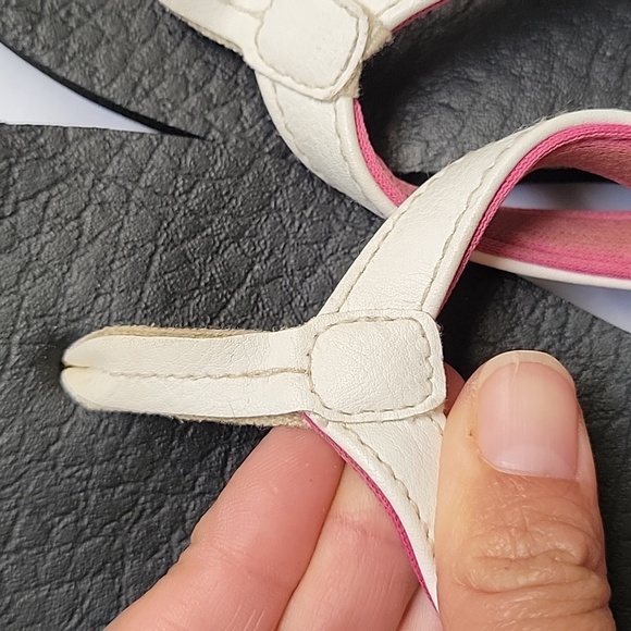 FLOJOS Sandals. White Straps. Size 8 for Women. - Picture 9 of 9